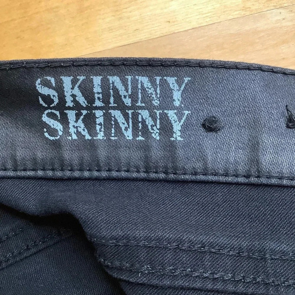 MADEWELL 9" Mid-Rise Skinny Jeans Coated Edition Size 28/32 - Picture 9 of 15